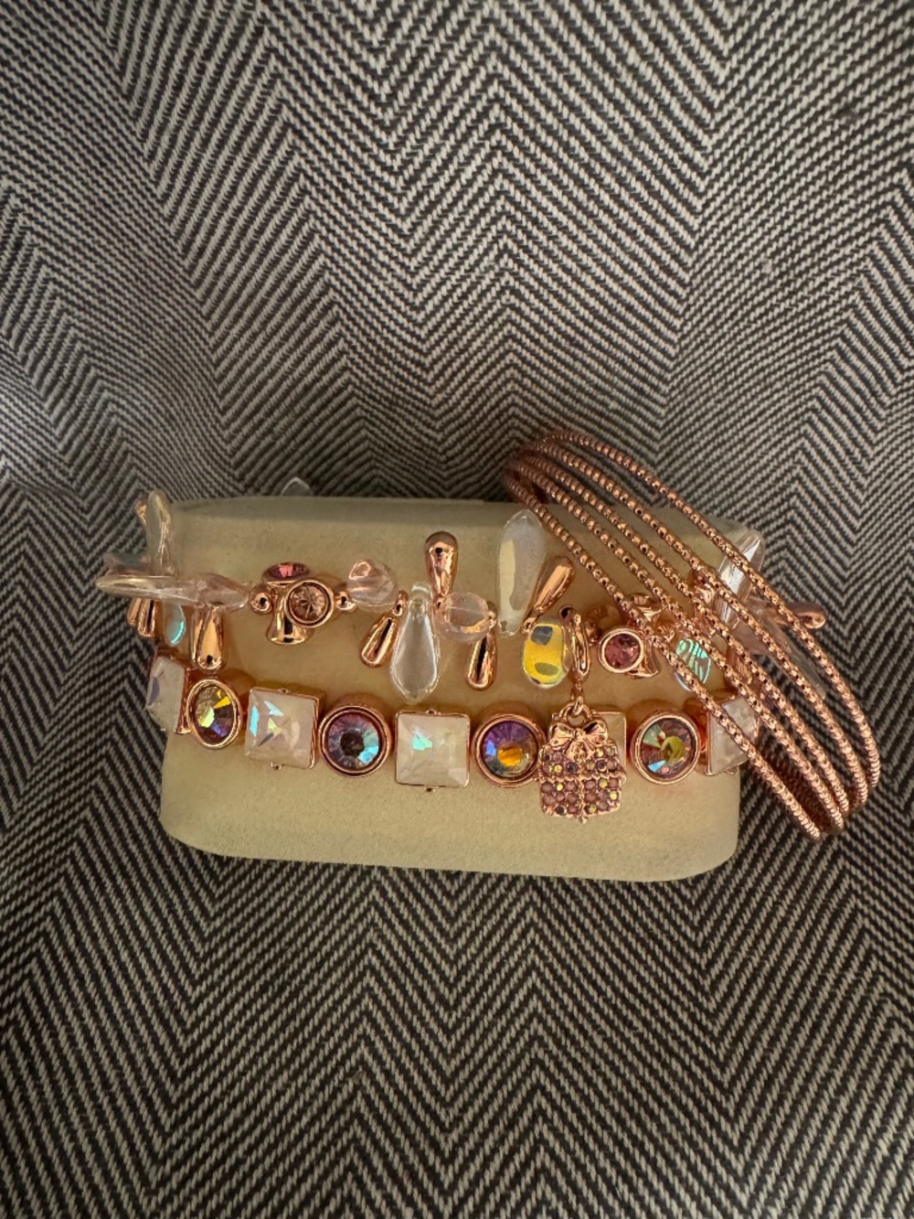 Love Is The Greatest Gift - Retro Holiday Stack By BP(Not In Case)